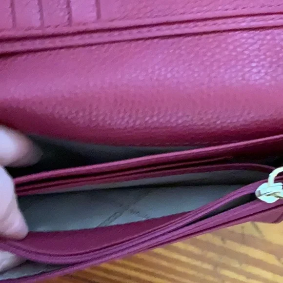 Michael Kors Crossbody Wallet - Picture 4 of 5